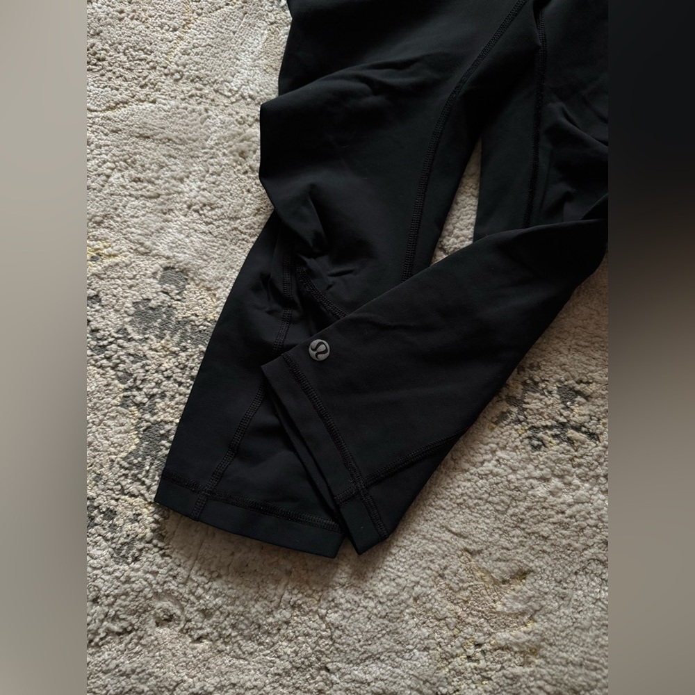 Lululemon Low Rise Ruched Cropped Leggings - Picture 6 of 6